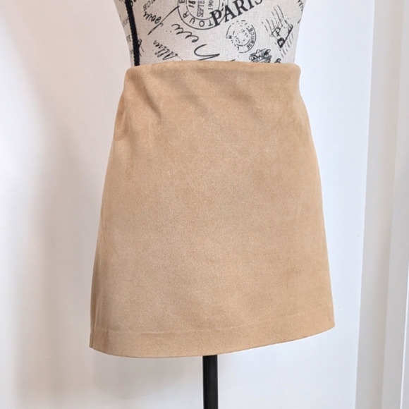 JOIE | Women's Tan Faux Suede Mid-Rise Pull-on Mini Skirt - Picture 2 of 4